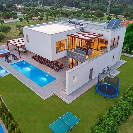Leons Homes 3 Am Mit 2 Pools